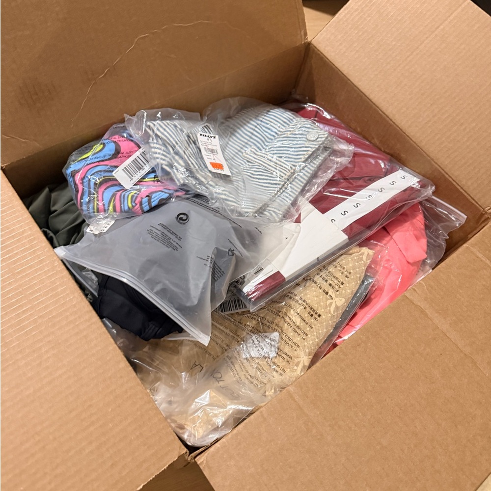 Assorted Clothing Bundle